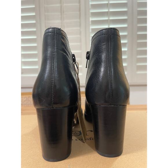 BORN Women's Olivia Black Booties Black Leather Size 6 NIB Tailored Block Heel - Picture 8 of 12